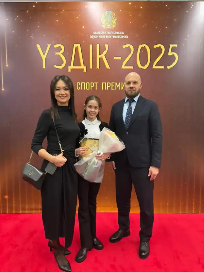 Столичная спортсменка, ставшая чемпионкой мира по художественной гимнастике, получила награду «Үздік-2025» (2)
