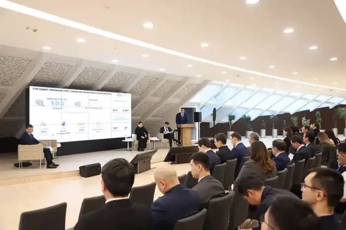 За 11 месяцев 2025 года объем производства в обрабатывающей промышленности увеличился на 5,9% (2)