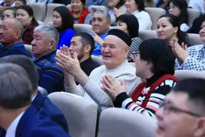 В Карагандинской области заработали два новых социальных объекта — школа и Дом культуры (9)