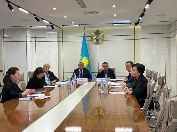 В столице состоялось очередное заседание консультативно-совещательного органа «Совет наставников» (4)