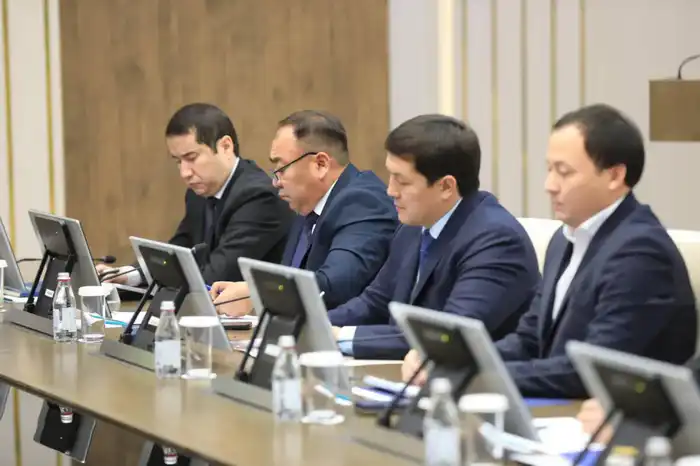 Глава региона потребовал не допустить подорожания продуктов к Новому году (4)