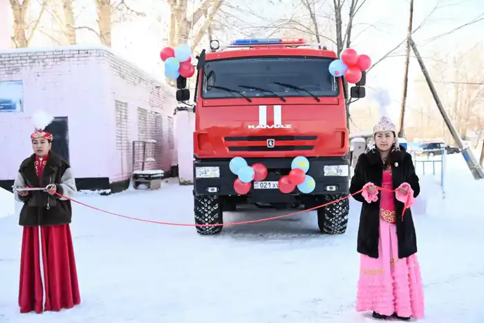 В районах области Абай растет число пожарных постов (7)