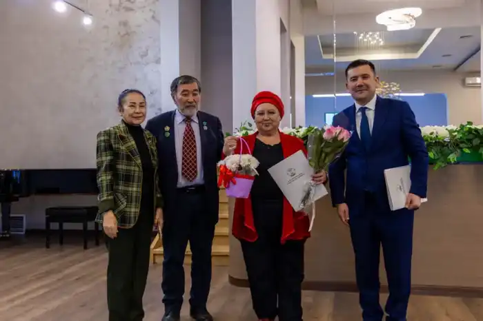 В Астане творческим коллективам присвоено звание «Народный» (2)