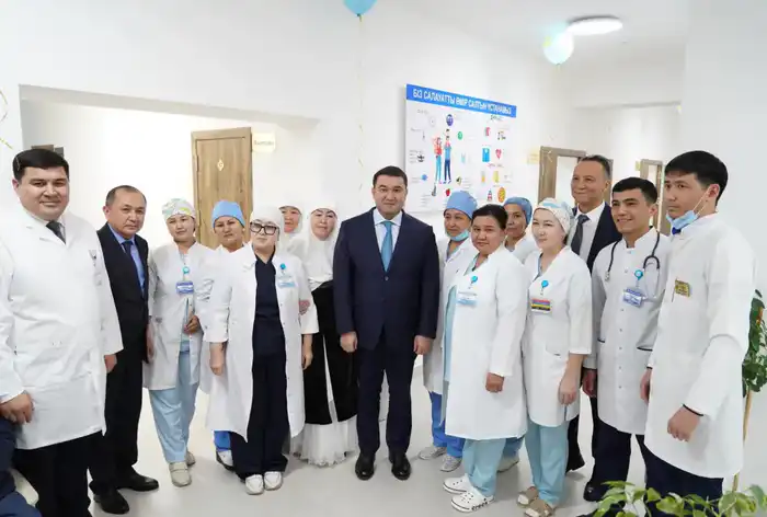 ТУРКЕСТАН: В САРЫАГАШСКОМ РАЙОНЕ ОТКРЫЛАСЬ НОВАЯ ВРАЧЕБНАЯ АМБУЛАТОРИЯ (3)