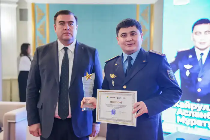 Сотрудники МЧС в регионах признаны лучшими по итогам года (5)