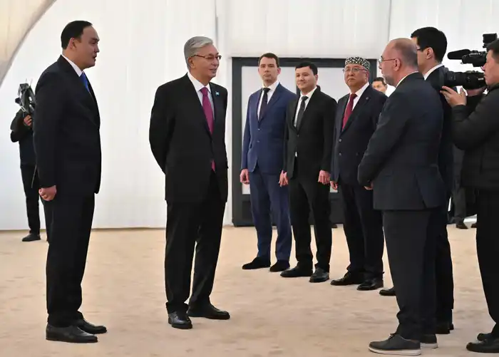 Глава государства посетил малую индустриальную зону «Тараз» (4)