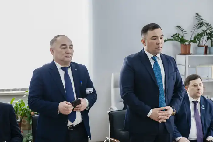 Серик Шапкенов провёл личный приём жителей Атырауской области (4)