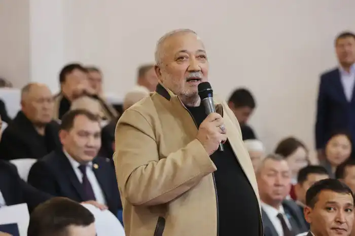 Ербол Карашукеев провел встречу с жителями района Т. Рыскулова (7)