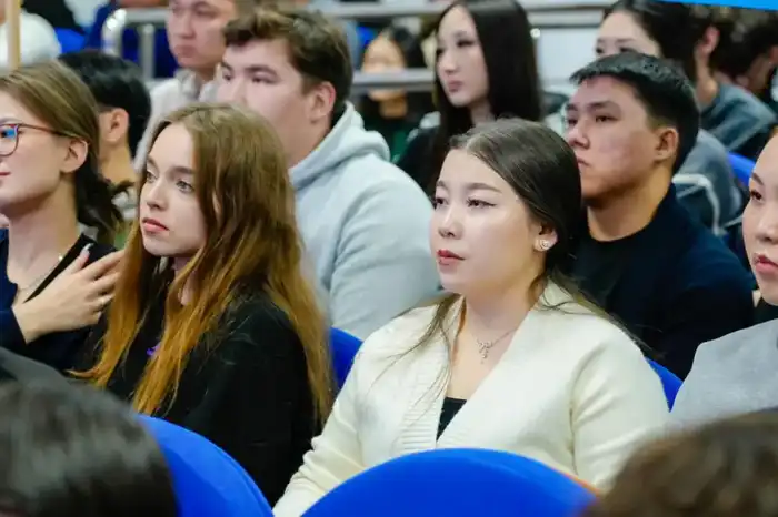 Появление кинологов и спецназа: полиция наглядно продемонстрировала опасность наркотиков (7)