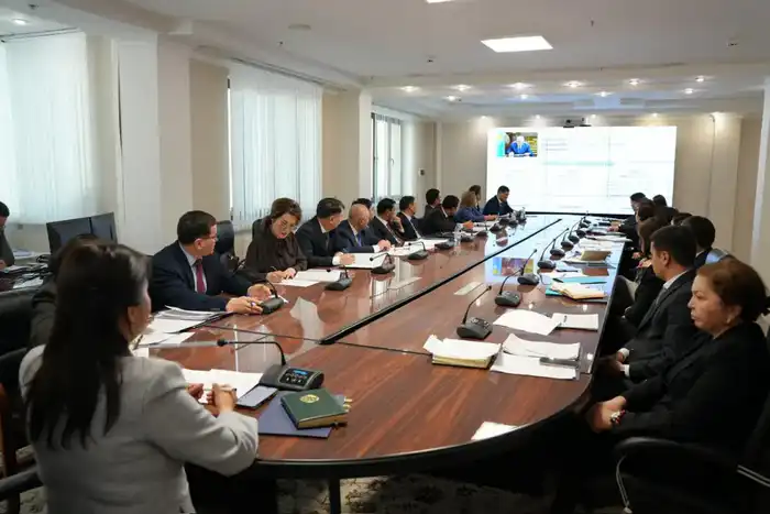 Состоялось совещание под председательством вице-министра юстиции Республики Казахстан Ботагоз Жакселековой с участием руководителей территориальных органов юстиции (2)