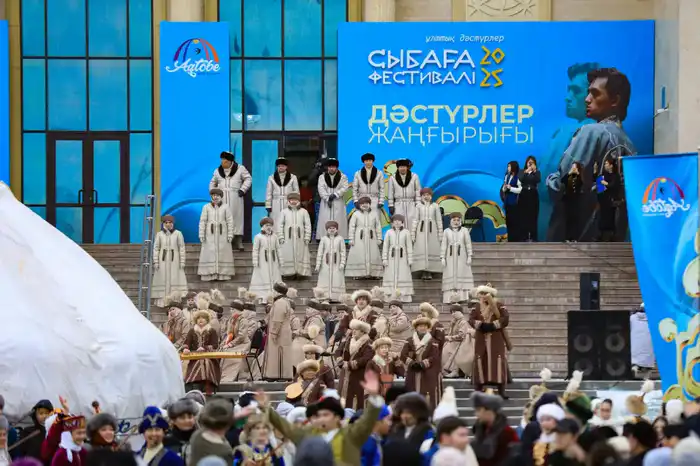 Отечественные и зарубежные дизайнеры представили свои коллекции на национальном фестивале моды в Актобе (3)