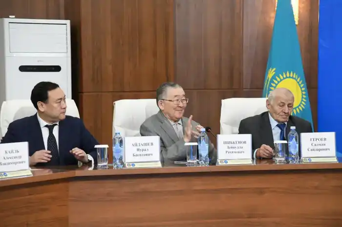 В Астане подвели итоги года 30-летия столичной Ассамблеи народа Казахстана (7)