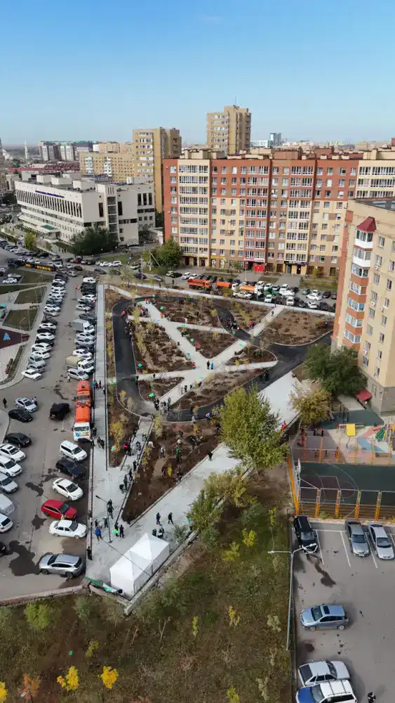 Новые пространства для отдыха жителей и комфортные дворы: как за год благоустроили столичный район Сарыарка (6)