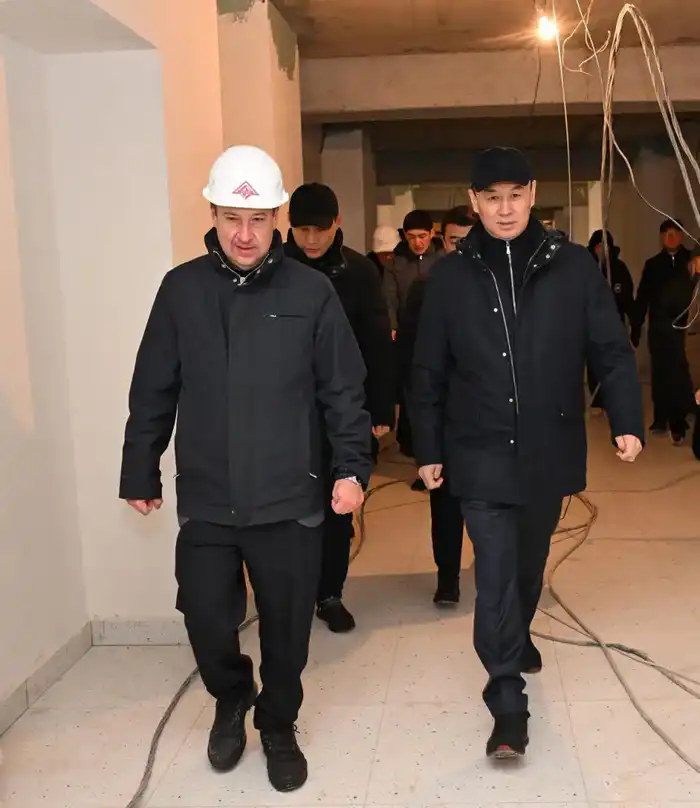 Аким Алматы проверил ход строительства ряда социальных объектов (6)