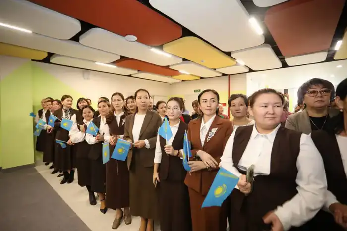 В Жанаозене в рамках национального проекта «Келешек мектептері» открылась новая школа на 1200 мест (8)