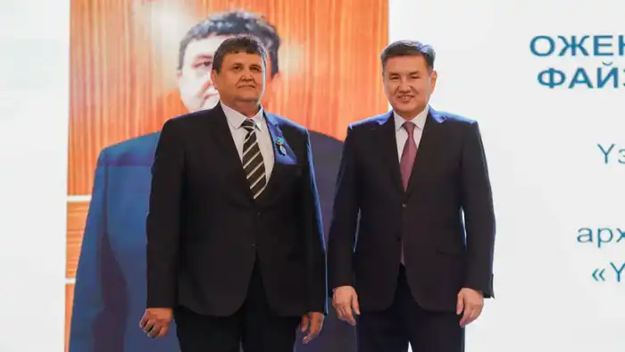 В Восточном Казахстане наградили профессионалов года (4)