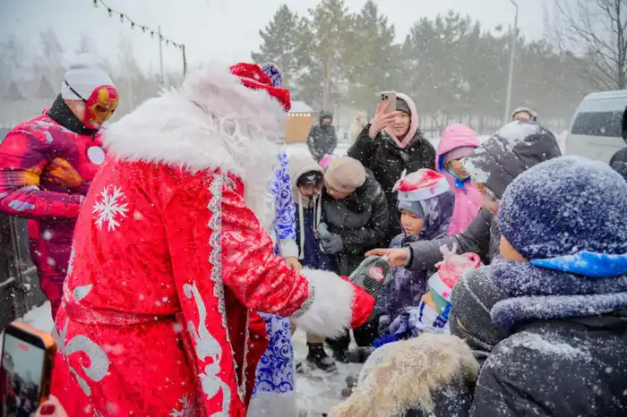Новогодние праздничные концерты проходят во всех районах столицы (7)
