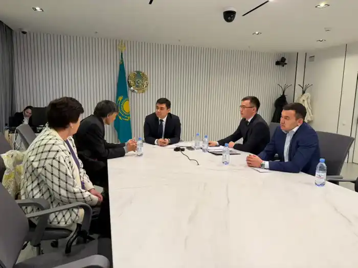 Вице-министр Куандык Кажкенов провел прием граждан (2)