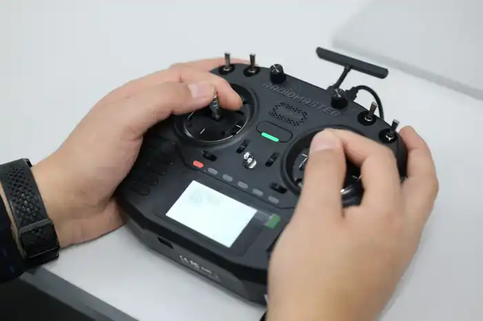 Спецподразделение «Бүркіт» Национальной гвардии осваивает FPV-дроны (4)