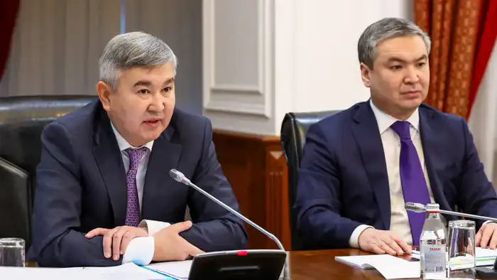 Олжас Бектенов провел совещание по вопросу развития инфраструктуры специальных экономических и индустриальных зон (4)