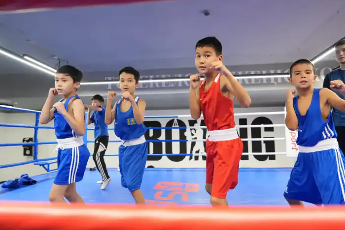 Ералы Тогжанов продолжил знакомство с новыми объектами (7)