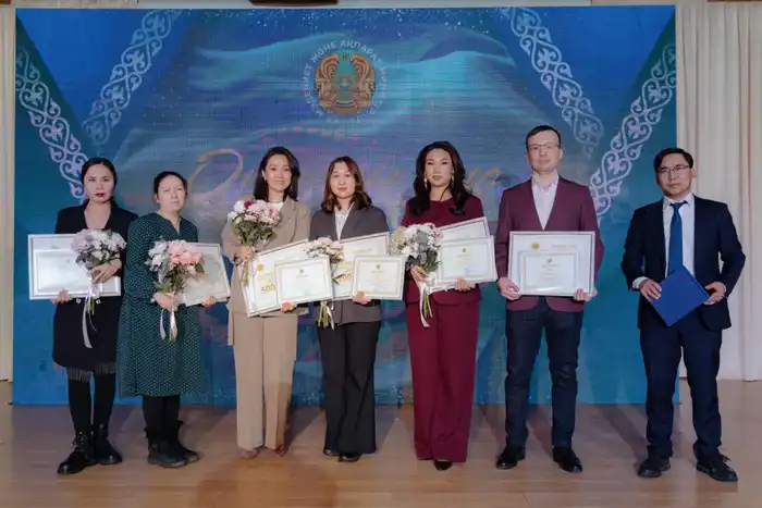 Церемония награждения республиканского конкурса «Отанды сүю – жүректен» состоялась в Астане (2)
