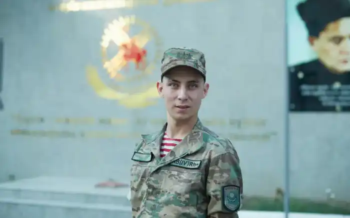 Спортсмен, диктор и полиглот: какие таланты прославились в рядах Нацгвардии в уходящем году (5)