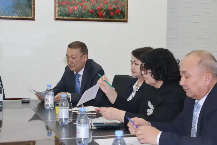 В Алматы обсудили актуальные вопросы библиотечного дела и книгоиздания (2)