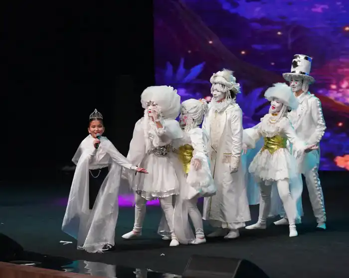 В ТУРКЕСТАНЕ СОСТОЯЛАСЬ ПРЕМЬЕРА МЮЗИКЛА «СВЕТ» НОВОГО ИНКЛЮЗИВНОГО ТЕАТРА «ДАРА ҰРПАҚ» (5)