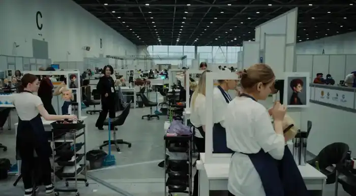 Более двух тысяч студентов столичных колледжей приняли участие во флешмобе в честь завершения Года рабочих профессий (4)