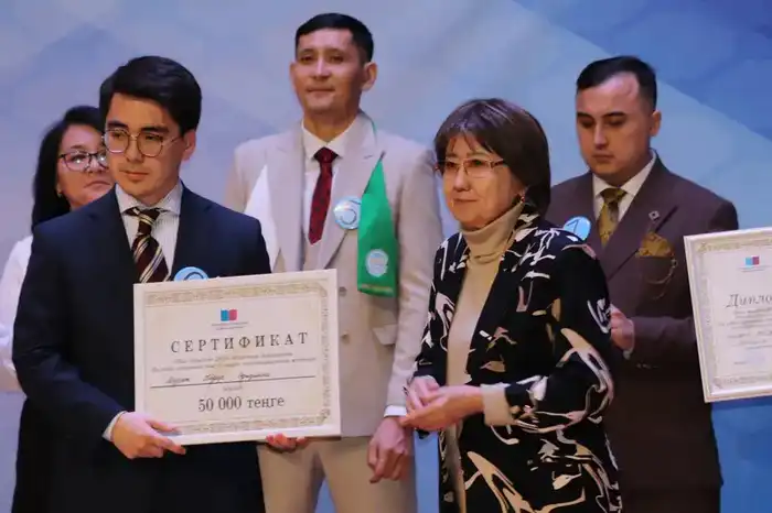 Лучшего учителя года выбрали в Карагандинской области (3)