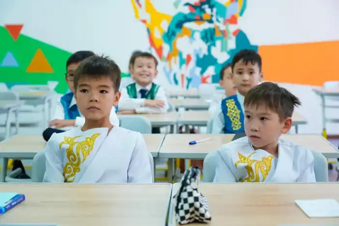 Количество построенных в Астане школ «Келешек мектеп» достигло рекордного уровня (4)