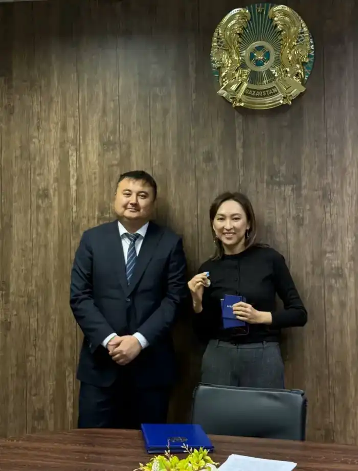 В Комитете наградили сотрудников, принимавших активное участие в реализации проекта «Узынагаш – Отар» (3)