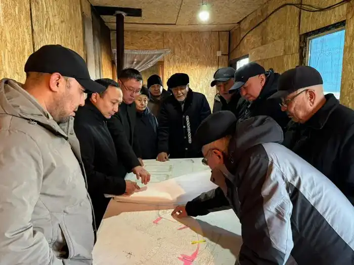 В Карагандинской области приступили к очистке озера Балхаш от донных отложений (5)