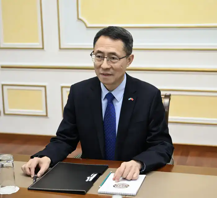 Глава МИД Казахстана принял Посла Китая (2)