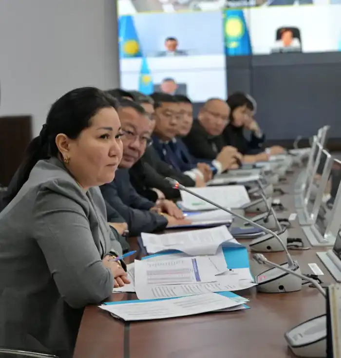 Сегодня в акимате области рассмотрели итоги социально-экономического развития региона за 11 месяцев и ожидаемые результаты за январь-декабрь 2025 года (7)