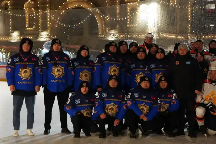 Сборная МЧС Казахстана приняла участие в международном хоккейном турнире спасателей в Москве (5)