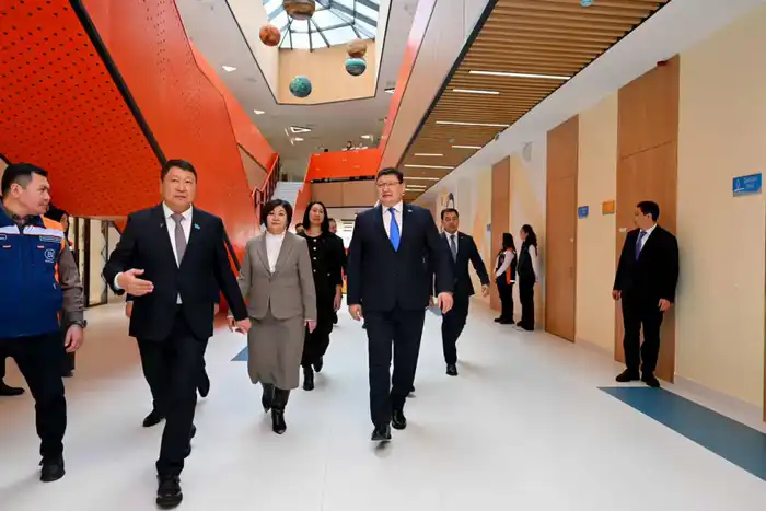 В Семее открылся современный Дворец школьников (6)