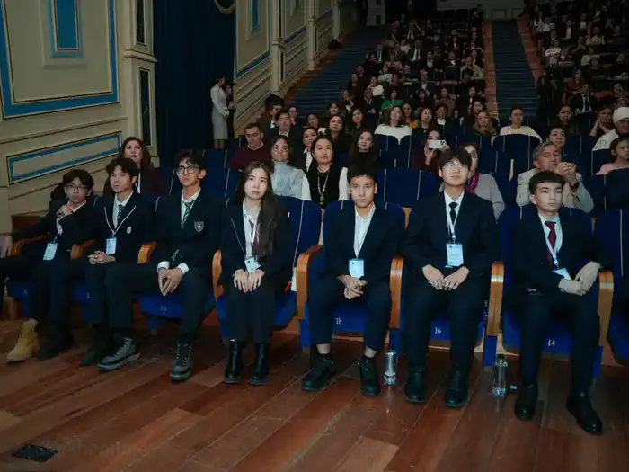 Министерство юстиции Республики Казахстан и Национальный институт интеллектуальной собственности Qazpatent наградили победителей Республиканского конкурса «Шапағат – 2025» (4)