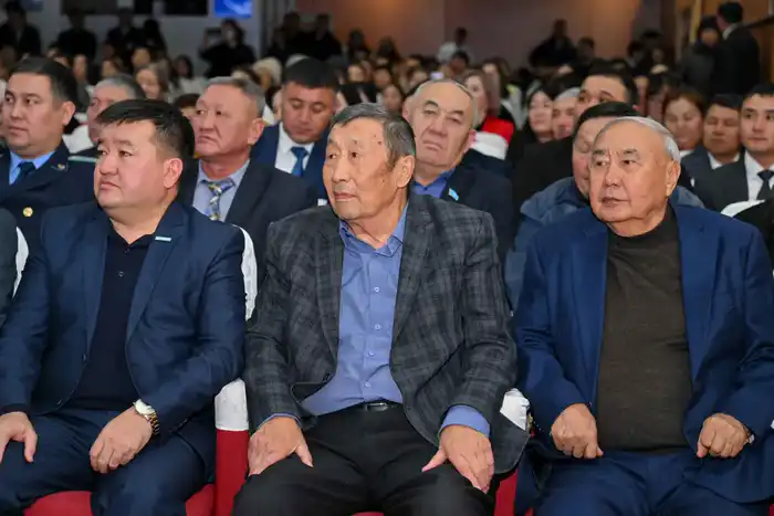 Аким области встретился с жителями Аягозского района (4)