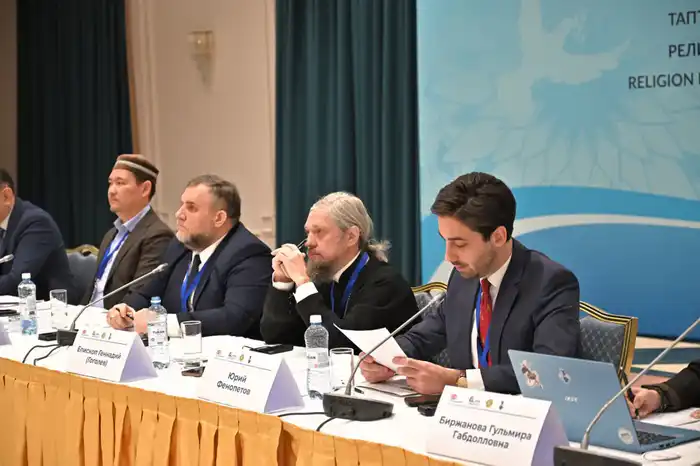 Представитель правозащитного института принял участие в обсуждении вопросов освещения религиозной тематики в СМИ (3)