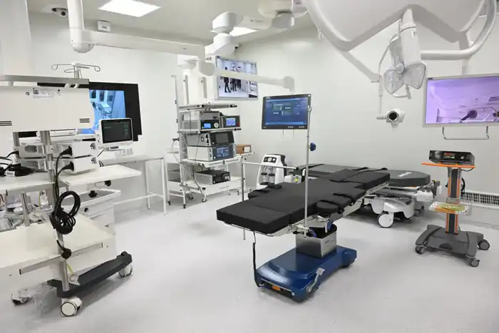 Дархан Сатыбалды ознакомился с ходом модернизации медицинских учреждений Алматы (3)