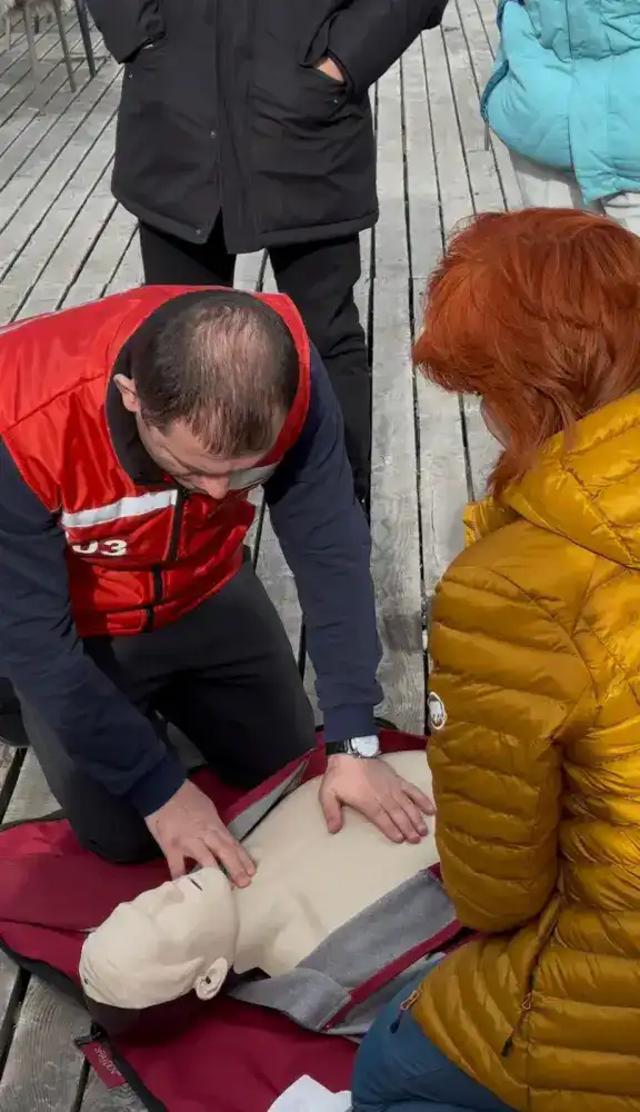 Представители экстренных служб Алматы и альпинисты прошли обучение на «Шымбулаке» (2)