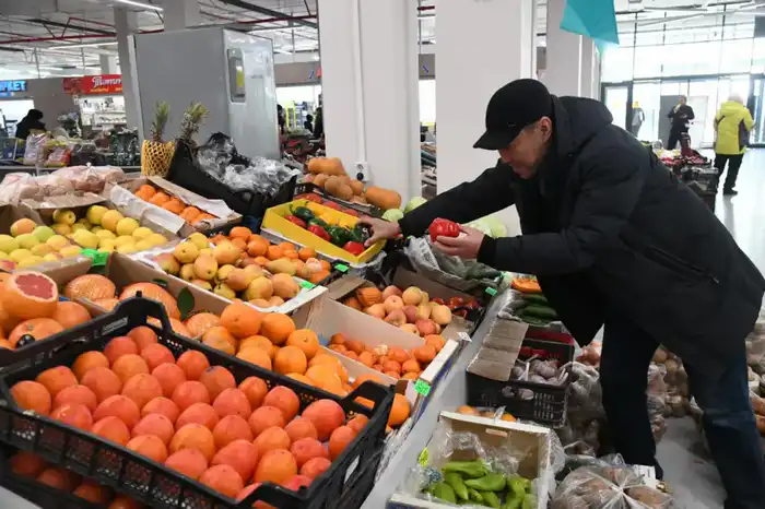 Богатый ассортимент продукции по выгодным ценам: в столице прошла очередная сельхозярмарка (4)