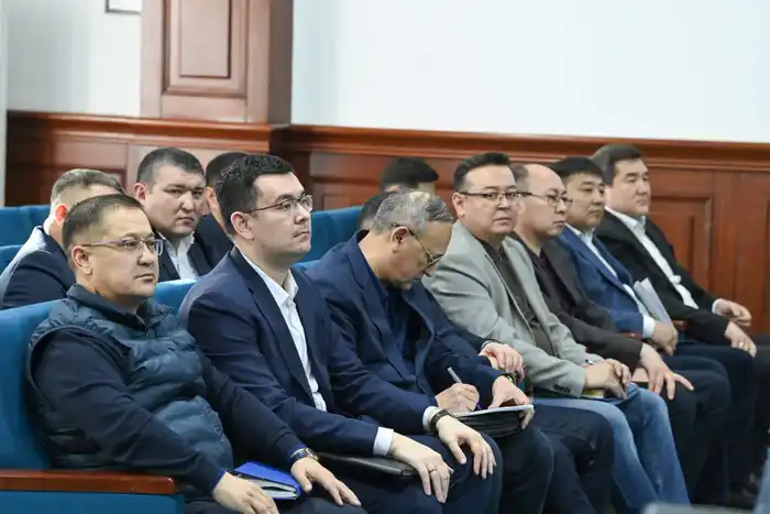 Непрерывная работа коммунальных служб - под строгим контролем (3)