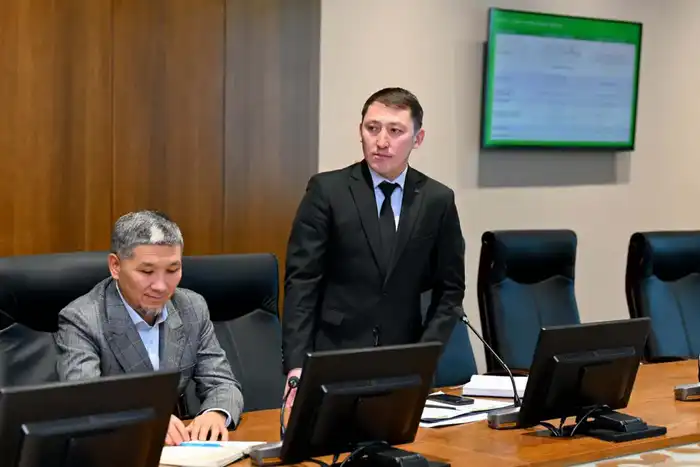 Аким области встретился с представителями АО «Транстелеком» (8)