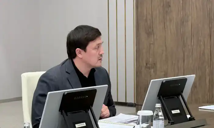 Глава региона принял акимов и руководителей управлений (3)