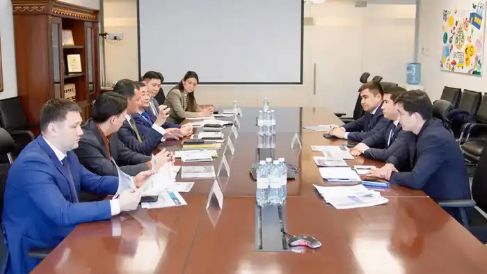 Обсуждены инструменты привлечения инвестиций и поддержка крупных проектов (8)