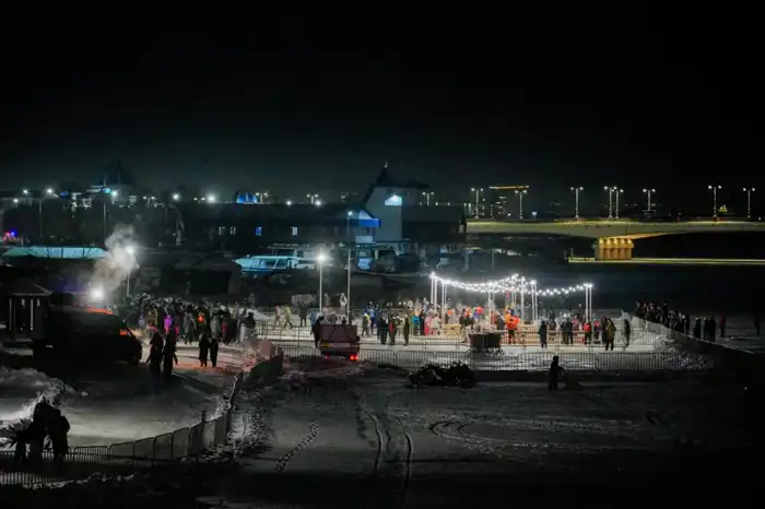 В Астане проходят крещенские купания (6)