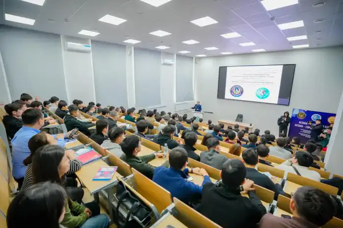 «Закон и порядок»: в Астане прошла выставка о вреде наркотиков для молодежи (2)